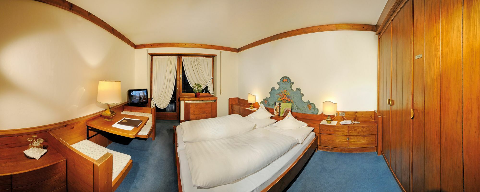 Adler Suite & Stube Villabassa Exterior photo